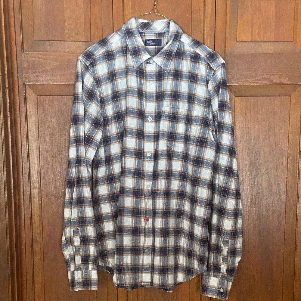 GAP Men's Casual Plaid Shirt in White, Blue and Brown
